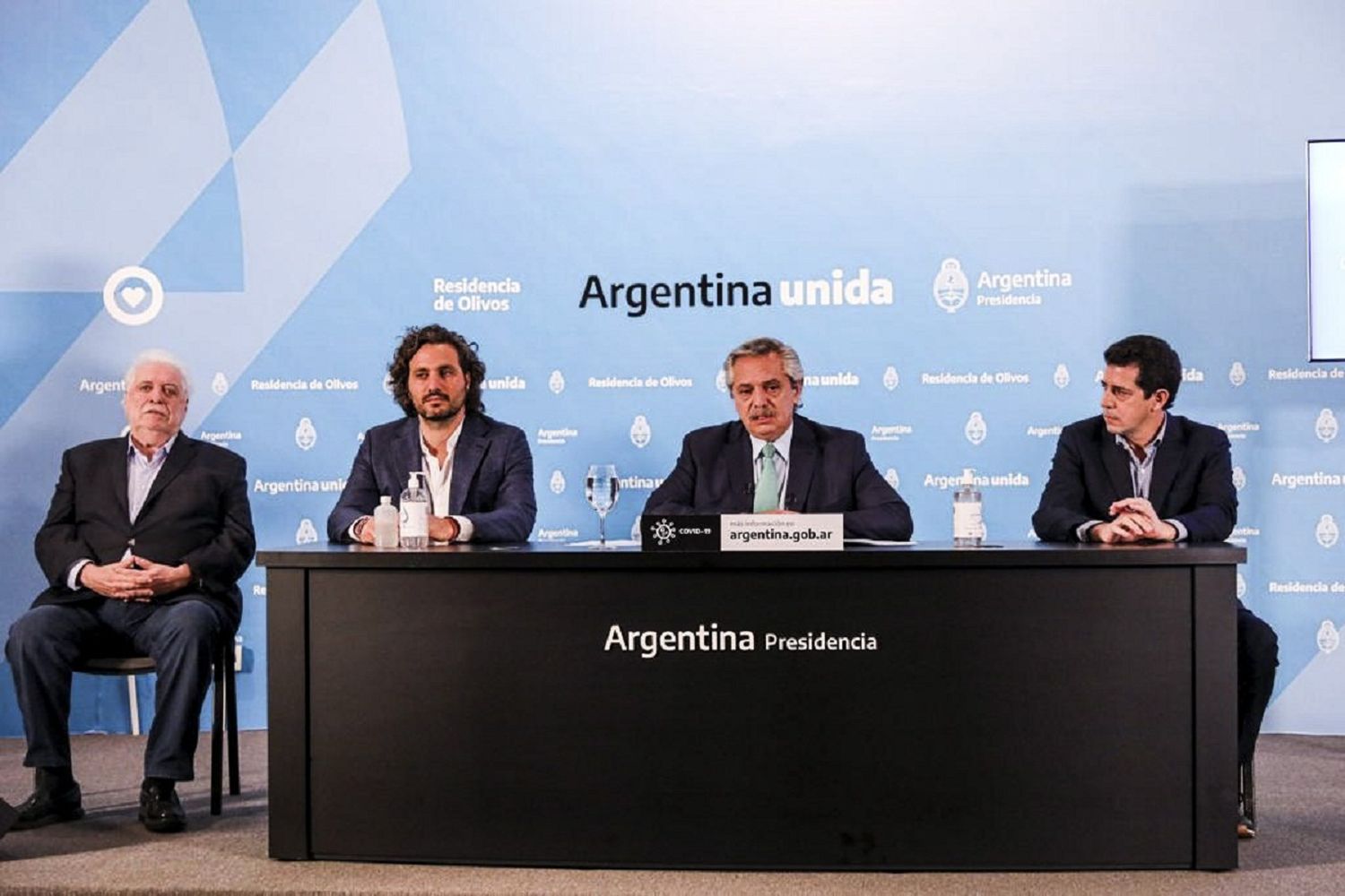 "Hemos decidido seguir con la cuarentena hasta el 26 abril"