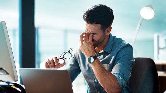 Burnout y el vacío existencial en la hiperconectividad