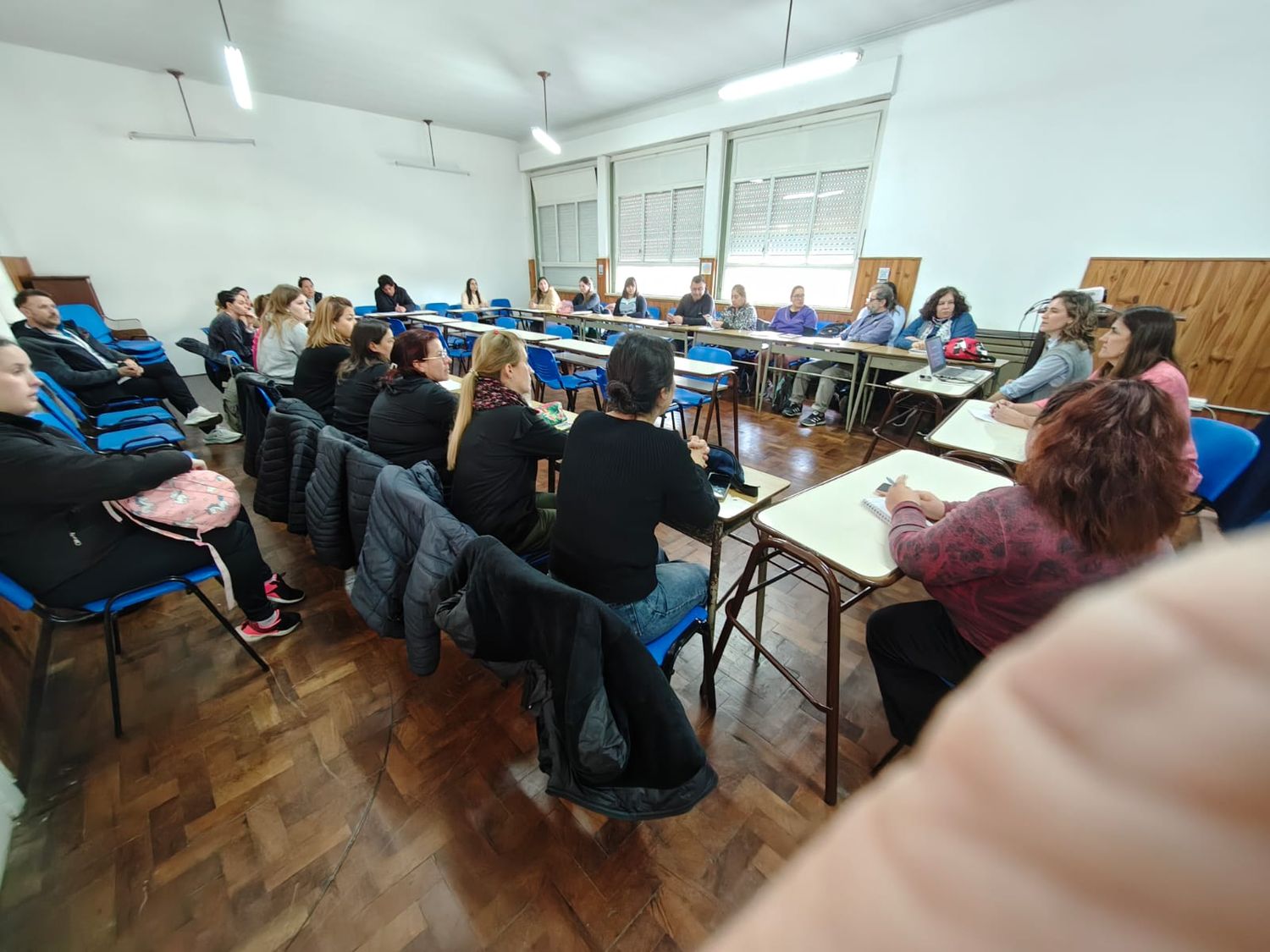Comedores escolares: capacitación para auxiliares y aspirantes