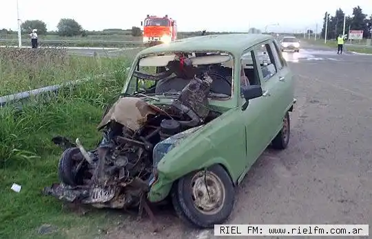 Basavilbaso: un camion pasó por encima a un auto