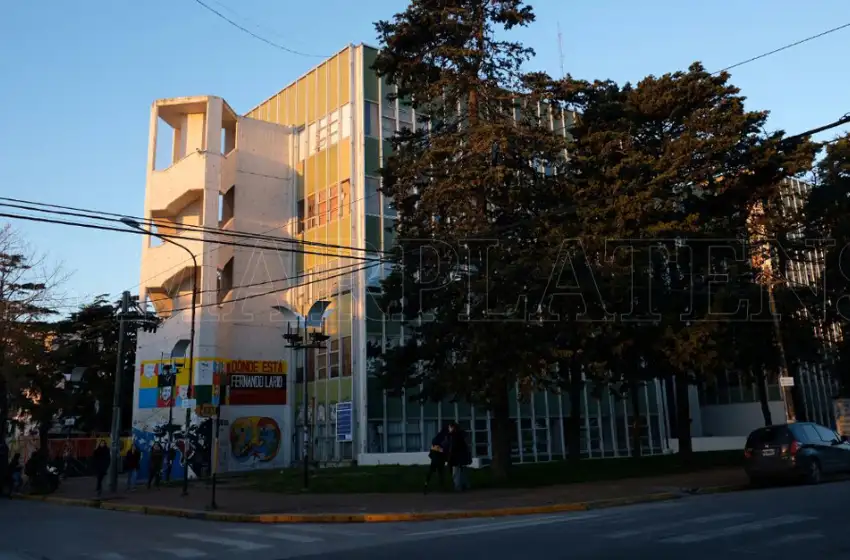 Otra semana sin clases en la universidad: "No vemos salida"