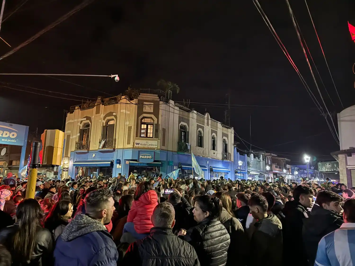 Los sampedrinos festejaron en el centro de la ciudad otro título de la Selección Argentina.