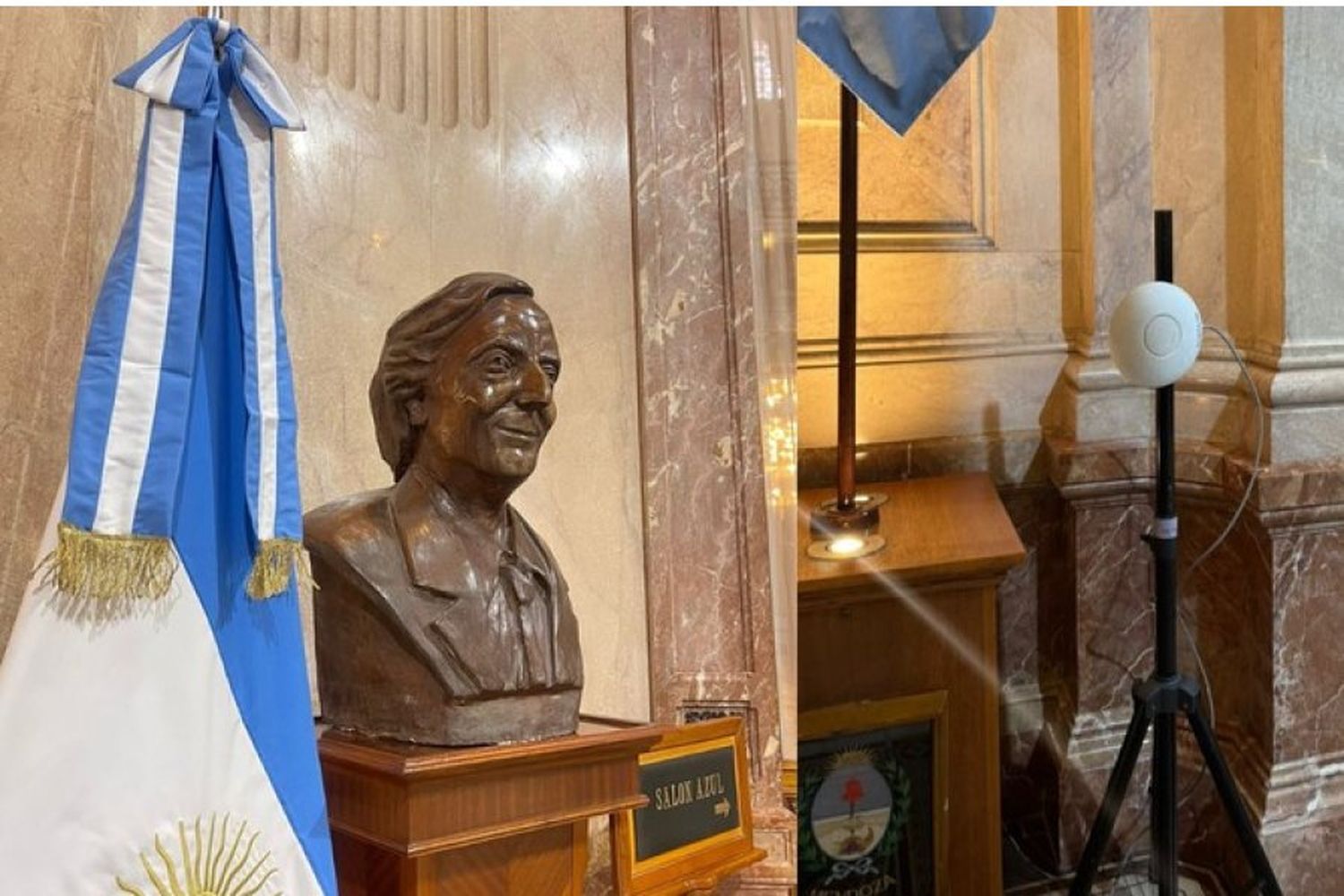 Víctoria Villarruel ordenó retirar un busto de Néstor Kirchner del Congreso: "No fue senador, no fue vicepresidente y yo no soy su viuda"