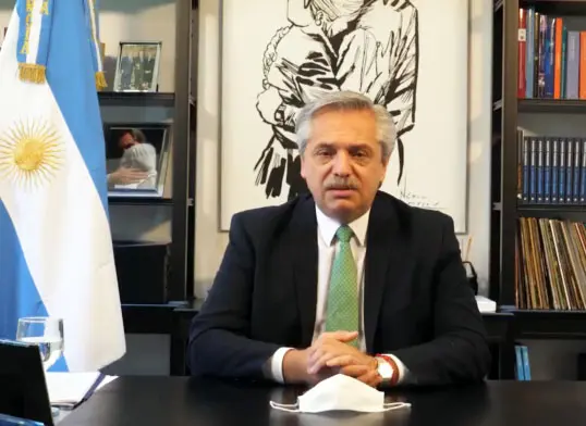 Fernández adelantó que estudia cambios para las jubilaciones de jueces y diplomáticos