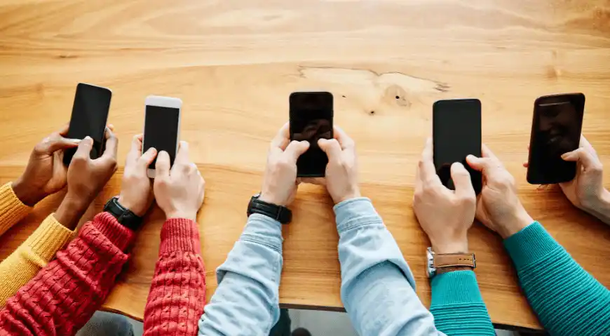 Dependencia digital en niños y adolescentes