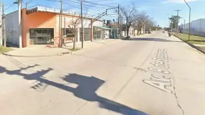 Choque en cadena en barrio La Milka: cuatro vehículos involucrados y sólo daños materiales