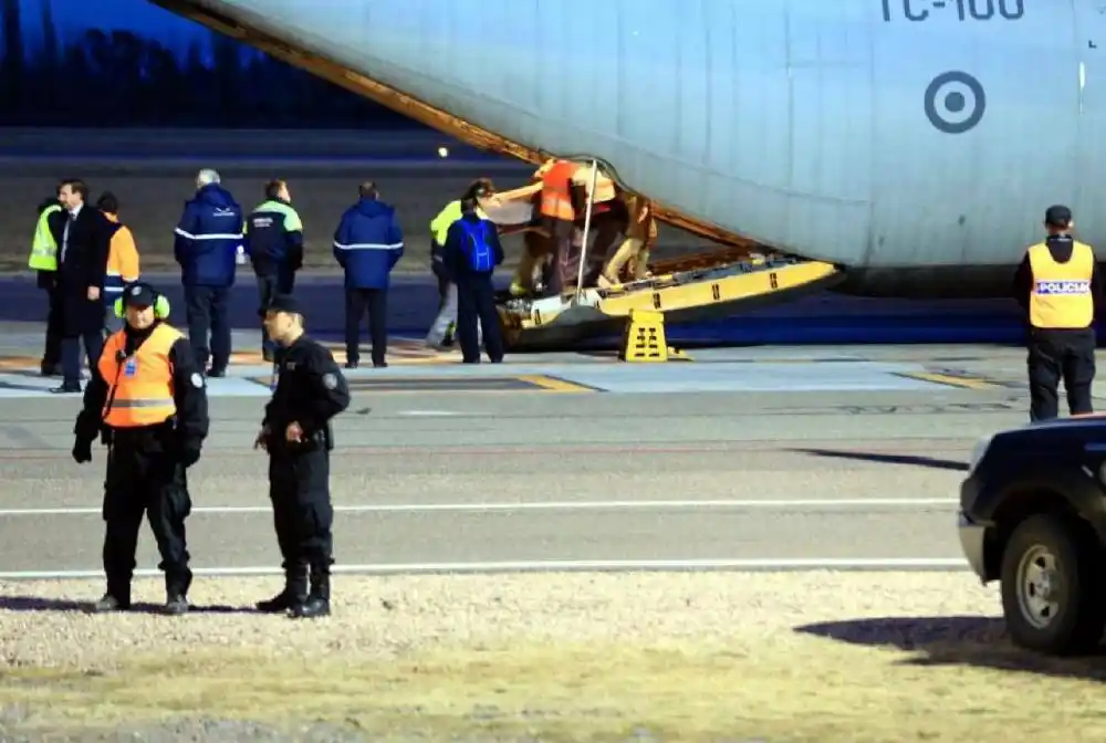 Velan los restos de las víctimas de la tragedia de Mendoza 