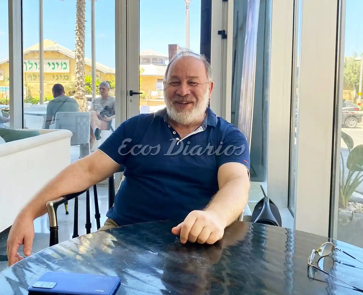 Claudio Smukas. Vivió en Necochea y desde 1995 es ciudadano israelí