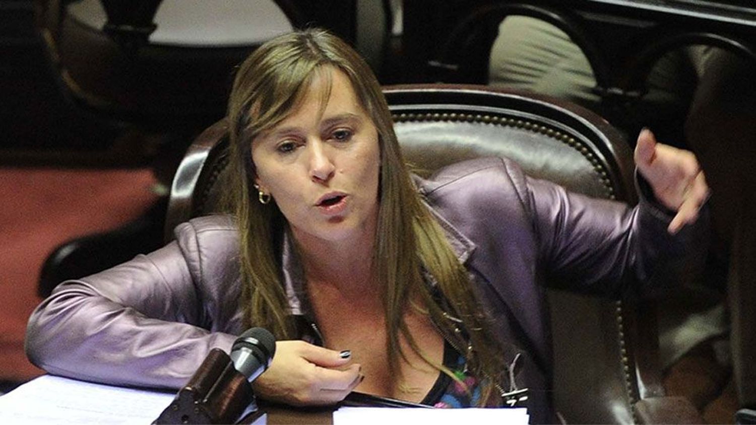 Juliana Di Tullio jura como Senadora en reemplazo de Taiana