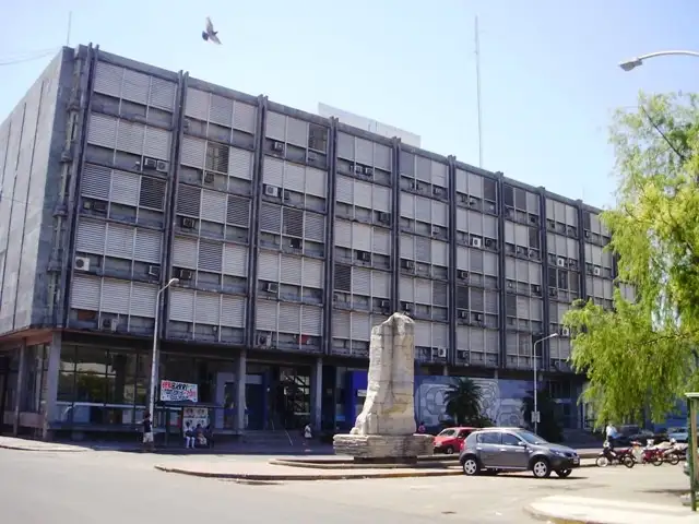 Los docentes eligen sus representantes en el CGE