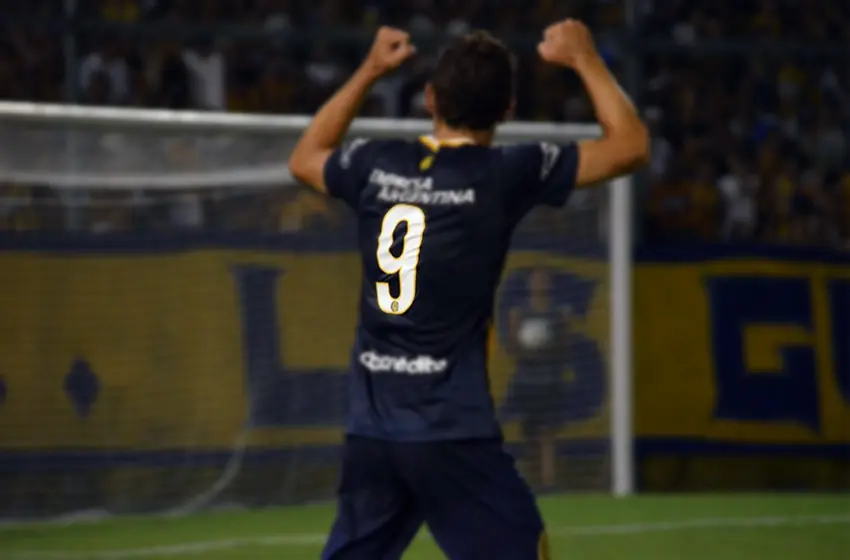 Quién será el heredero de la 9 de Ruben: ¿apostarán por los pibes canallas o saldrán al mercado?