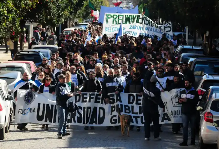 Alerta en las universidades: los nodocentes advierten que peligra el inicio del ciclo lectivo 2026