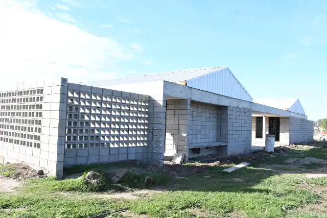 La Esmeralda avanza con su espacio comunitario: una obra que fortalece la integración social y pone en valor el rol del Estado