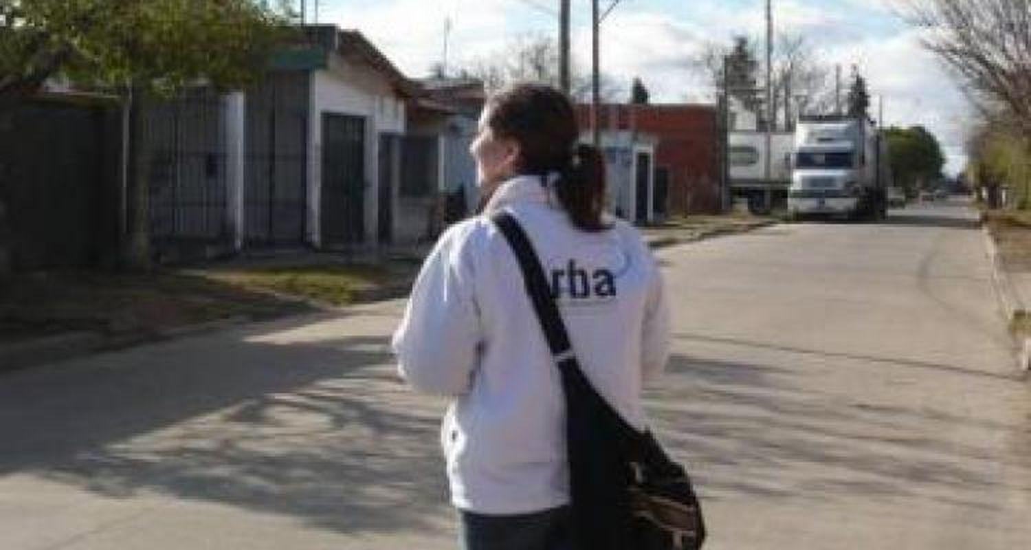 Montoya recorre los barrios