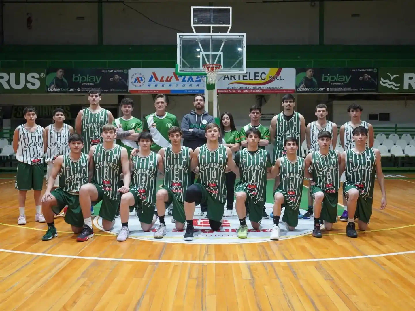 Estudiantes debutó con victoria en la Liga Provincial de básquetbol