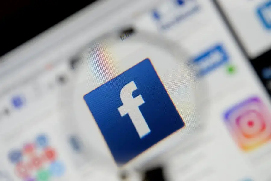 Rechazaron una demanda de una Municipalidad y su intendente contra una vecina por hacer críticas en Facebook