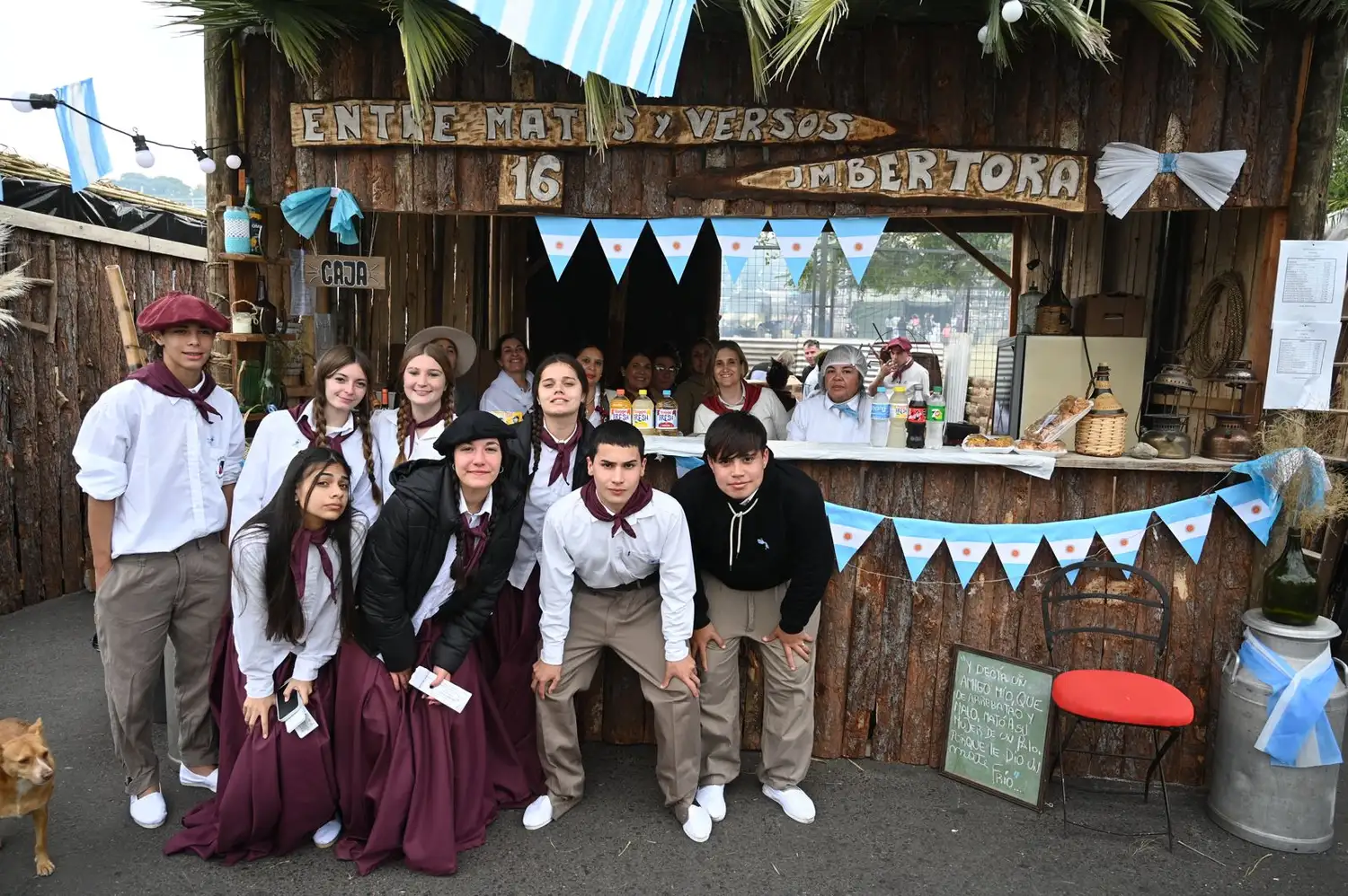stands estudiantes 25 de mayo 2026 - 15