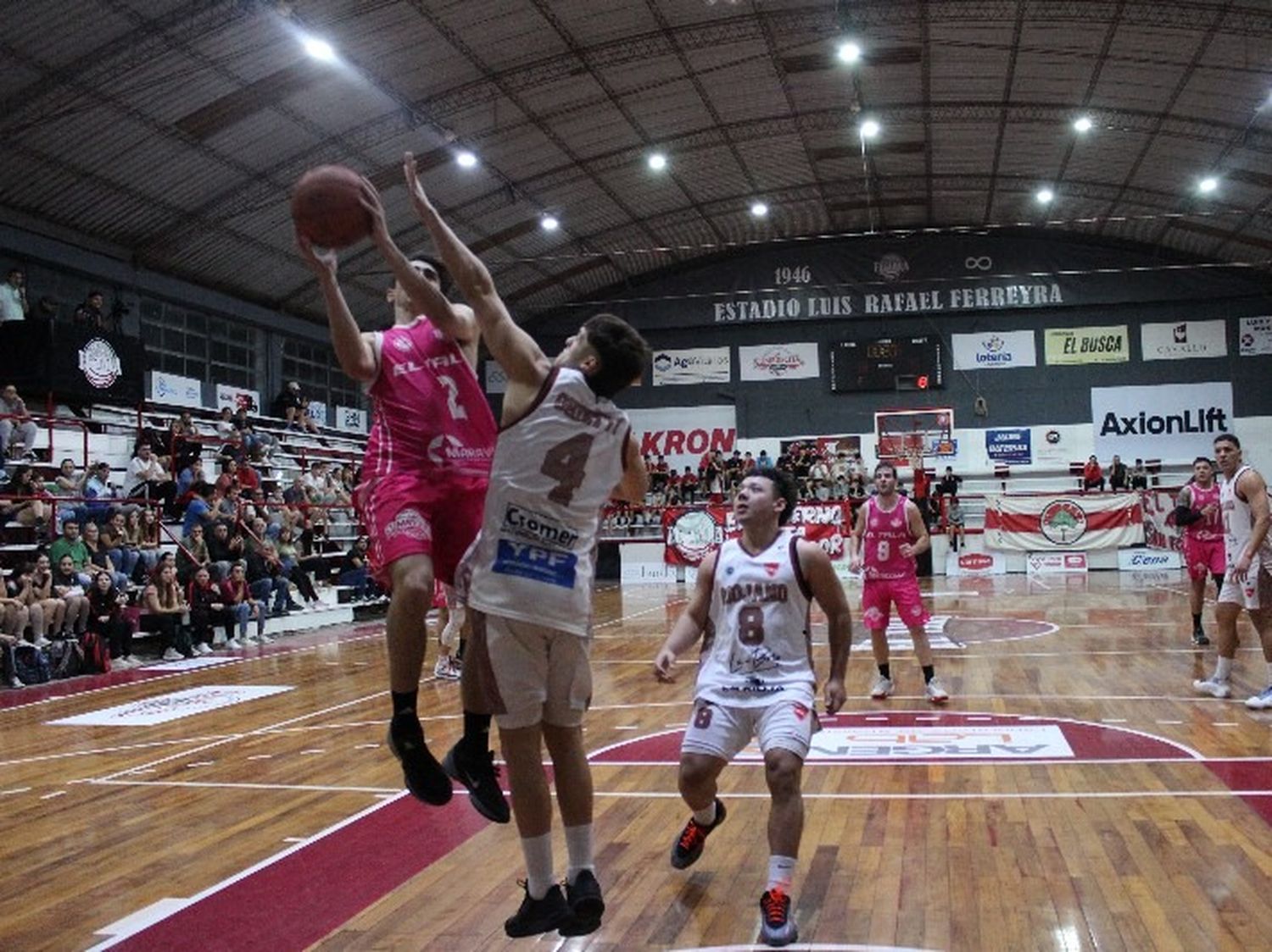 El Tala perdió en La Rioja y definirá la serie el martes