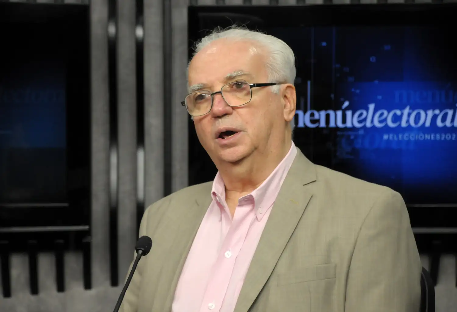 De Martino propone reformular el sistema de Atención Primaria de Salud
