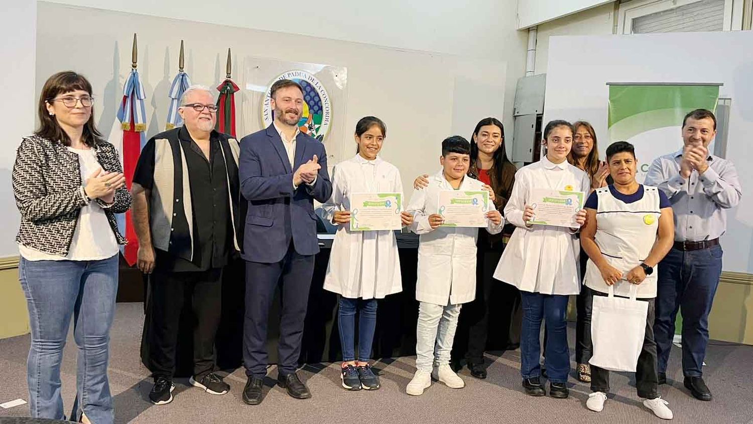 Se entregaron los premios del certamen “Hacedores de Ciencia”