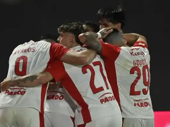 Independiente se impuso en el cierre de la fecha y mantiene la ilusión de Copa Sudamericana