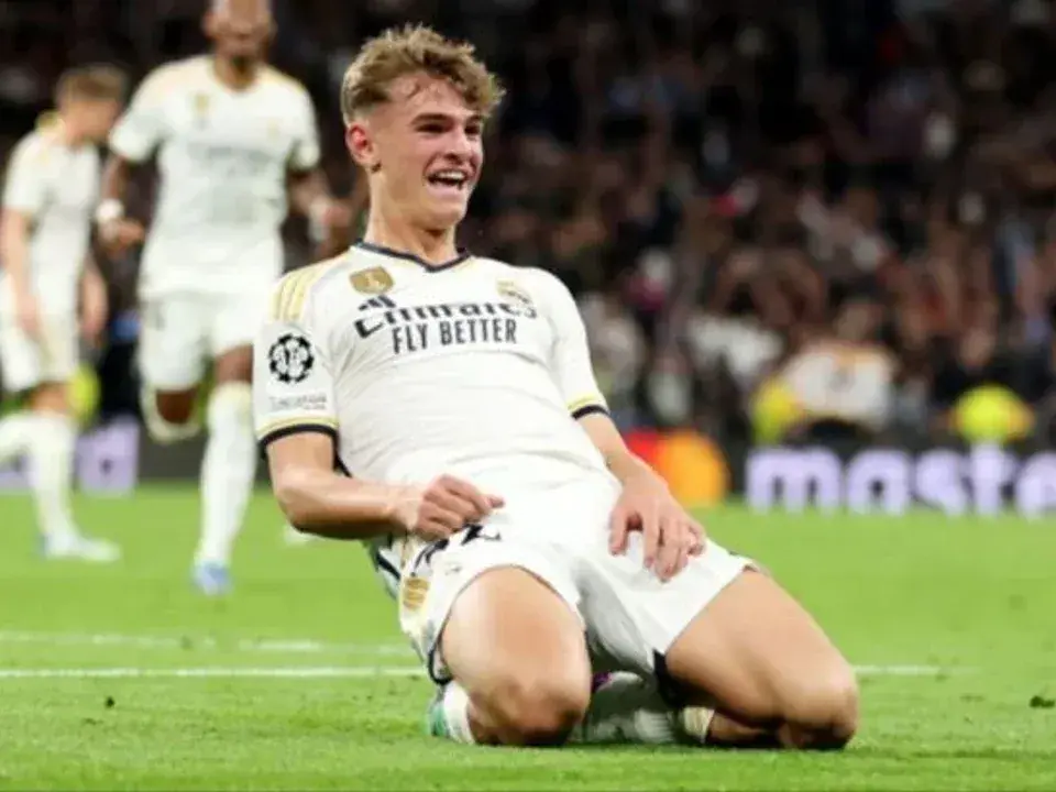 Nico Paz vuelve al Real Madrid a cambio de 9 millones de euros.