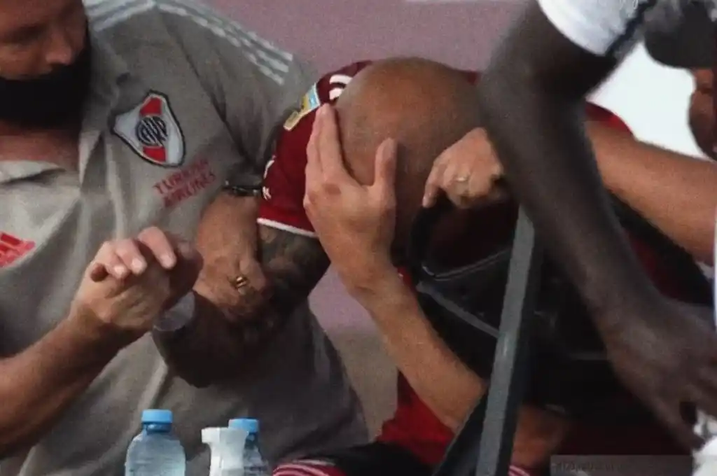 Pinola sufrió una grave fractura en el antebrazo derecho