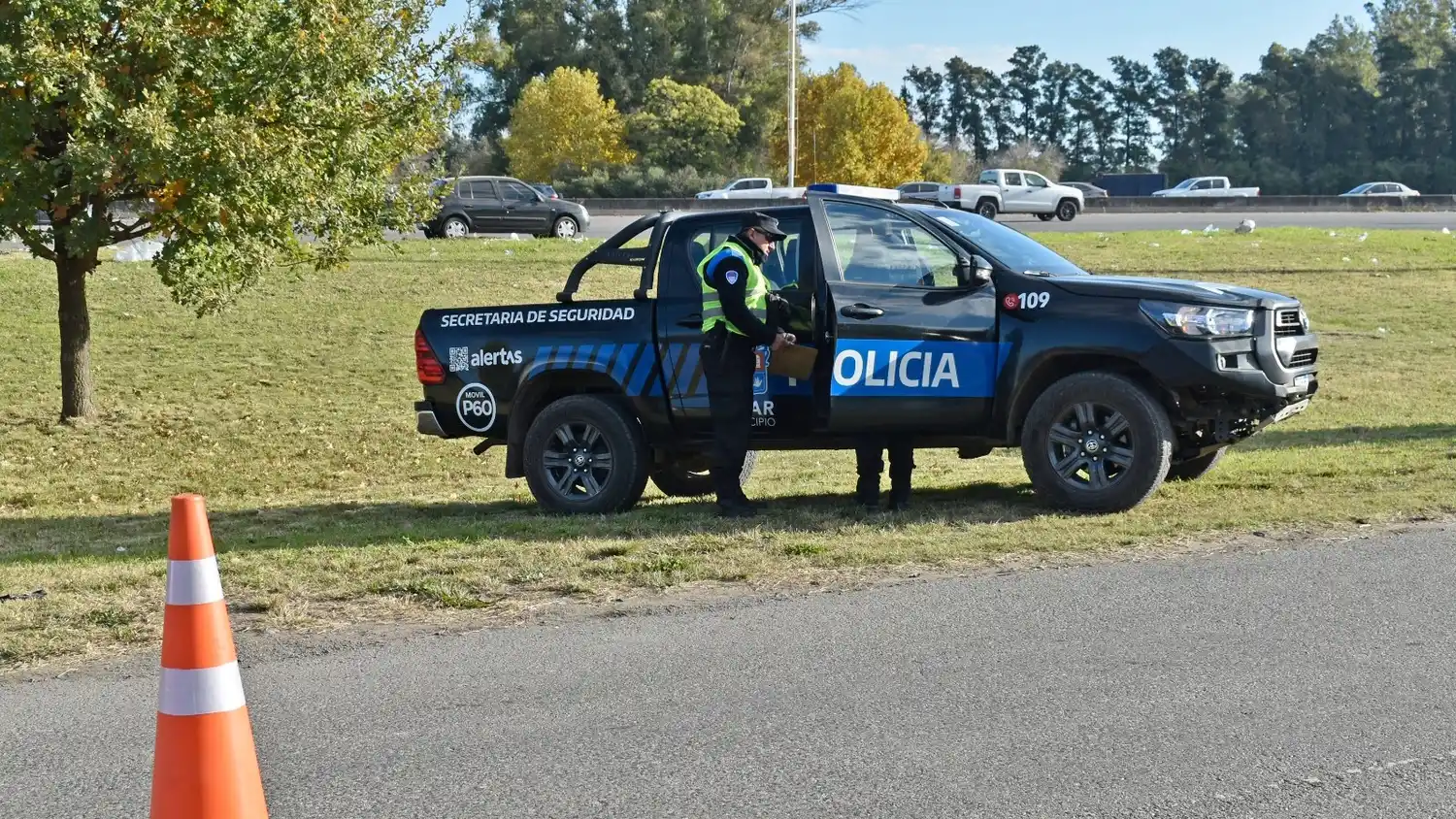 Operativos en Villa Astolfi, Larena y km 43 de la Panamericana.