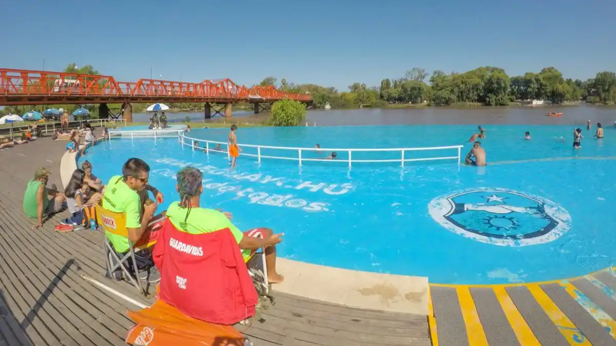 La Provincia evalúa protocolos para el turismo estival y podría habilitar más actividades