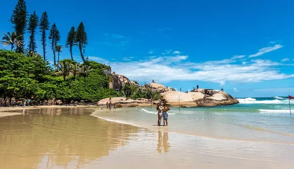 No lo taches: te traemos trucos para veranear en Brasil a mitad de costo