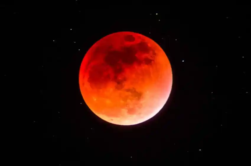 La "luna de sangre" se podrá ver en el cielo marplatense desde las 18