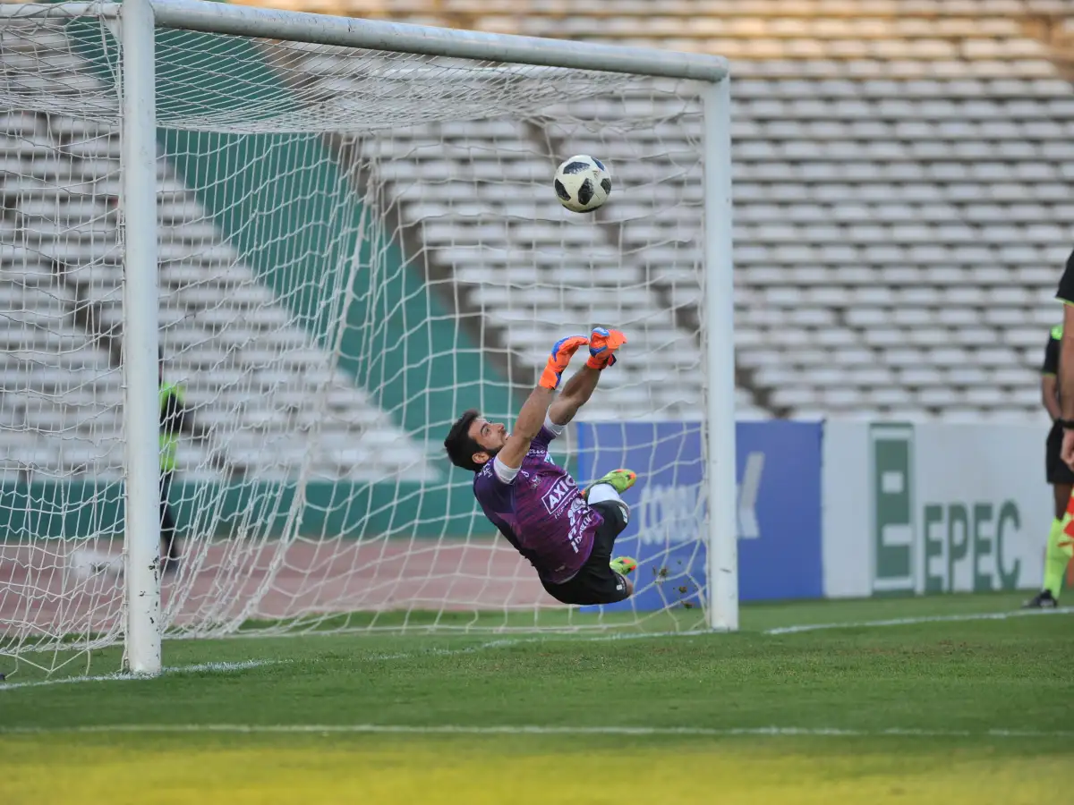 De la mano de Cosentino a la final