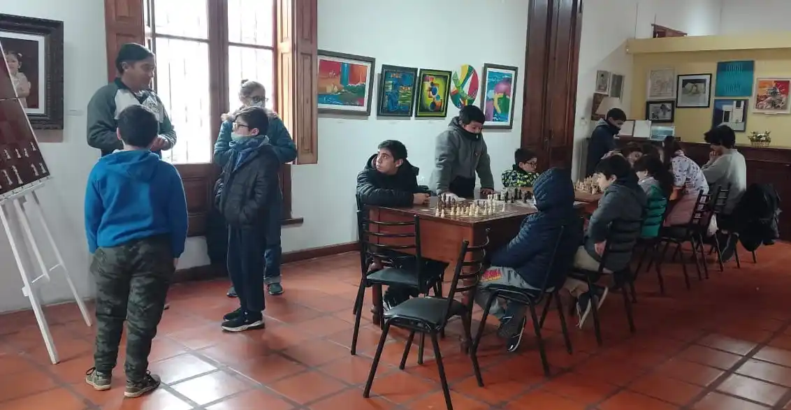 El ajedrez como medio de inculcar valores y adquirir destrezas