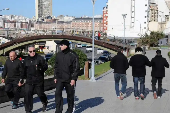 Fin de semana largo: Más de 100 mil personas llegaron a Mar del Plata