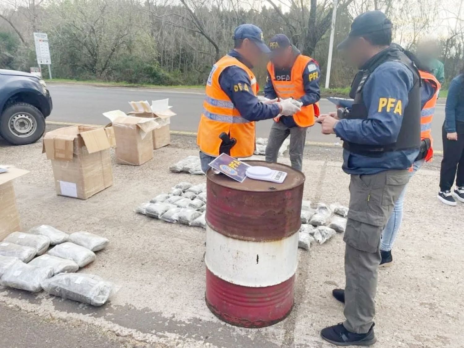 Desbarataron una banda que transportaba 62 kilos de marihuana en la autovía Artigas