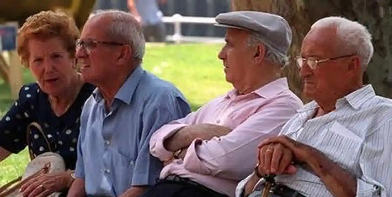 La búsqueda de longevidad sin inversión relacional es una forma de progreso tecnocrático que pierde de vista la matriz social donde la vida humana adquiere sentido.