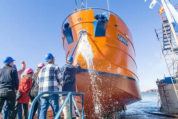 El Astillero Contessi realizó la botadura de su embarcación 153