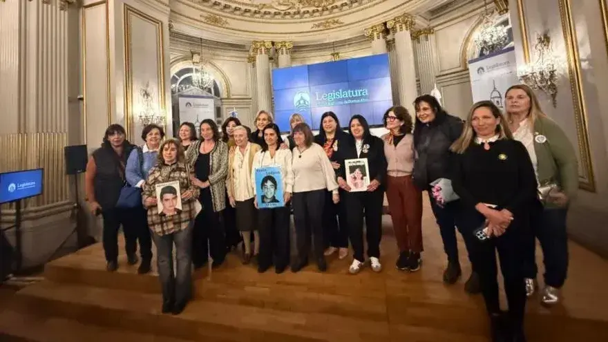 Acto en el Salón Dorado de la Legislatura porteña