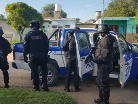 El hecho ocurrió en Río Cuarto, donde la Policía tuvo un tiroteo con los delincuentes.