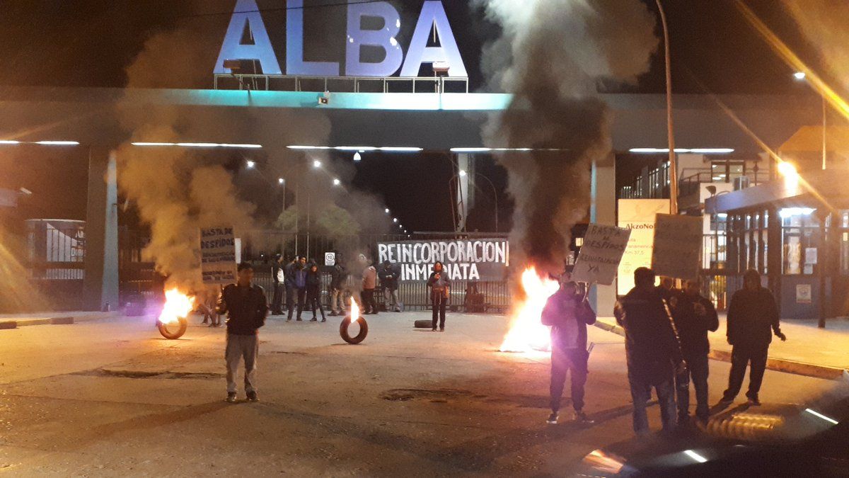 30 despidos en la fábrica de pinturas ALBA en Escobar: Trabajadores bloquean la planta