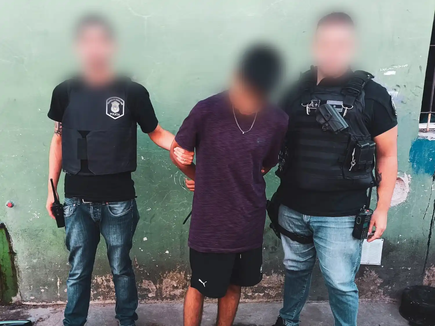 Por el hehco, dos personas resultaron imputadas, el joven de 19 años y una mujer de 37.