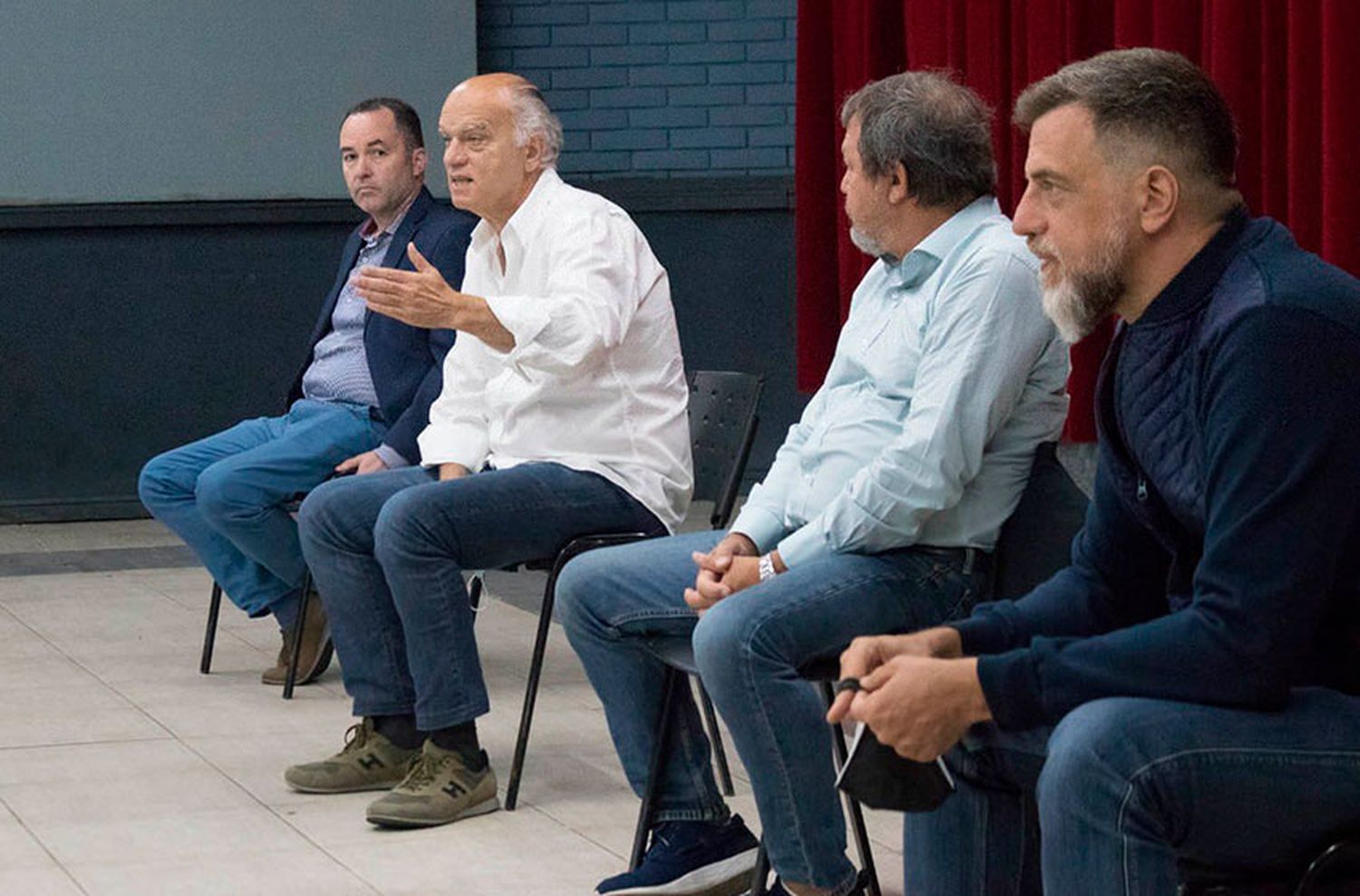 Importante reunión en la Tercera sección con Grindetti y Fiorini