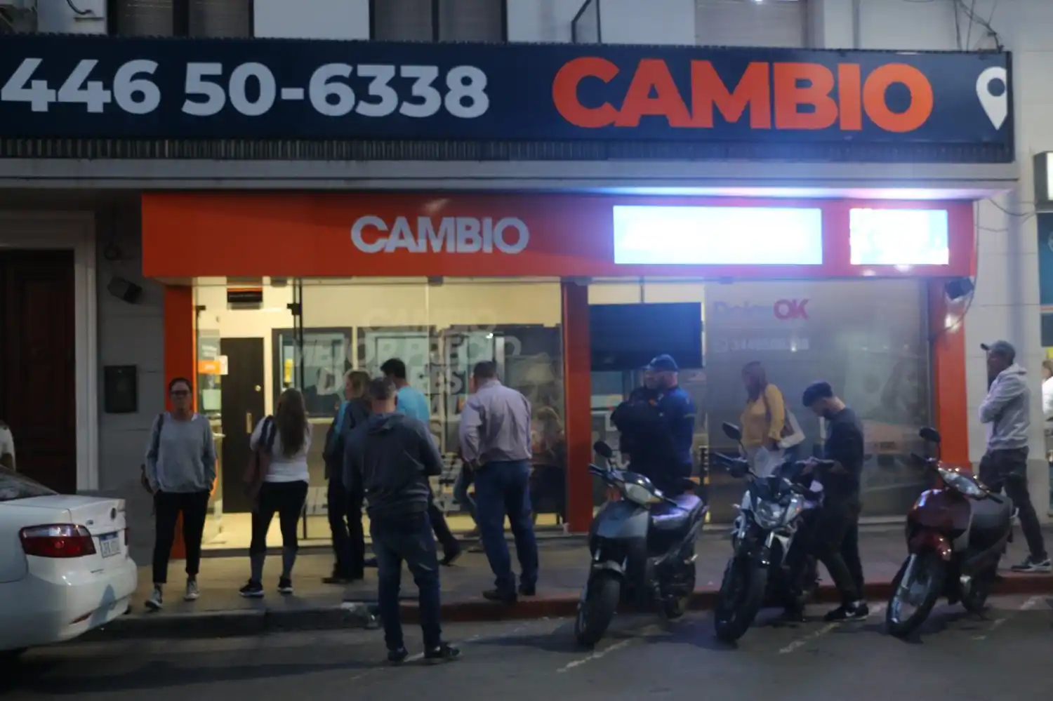 Por la subida del Dólar Blue, las casas de cambio de la ciudad tuvieron un inusitado movimiento