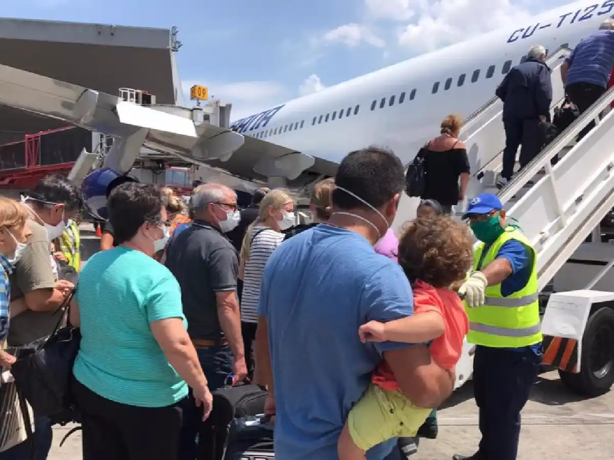 El viernes llegará un nuevo contingente de argentinos varados en Cuba