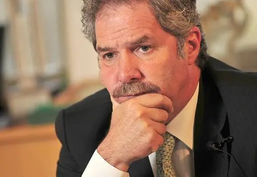 Solá contra la propuesta de Ishii: "Atribuirle poderes mágicos al servicio militar es un simplismo"