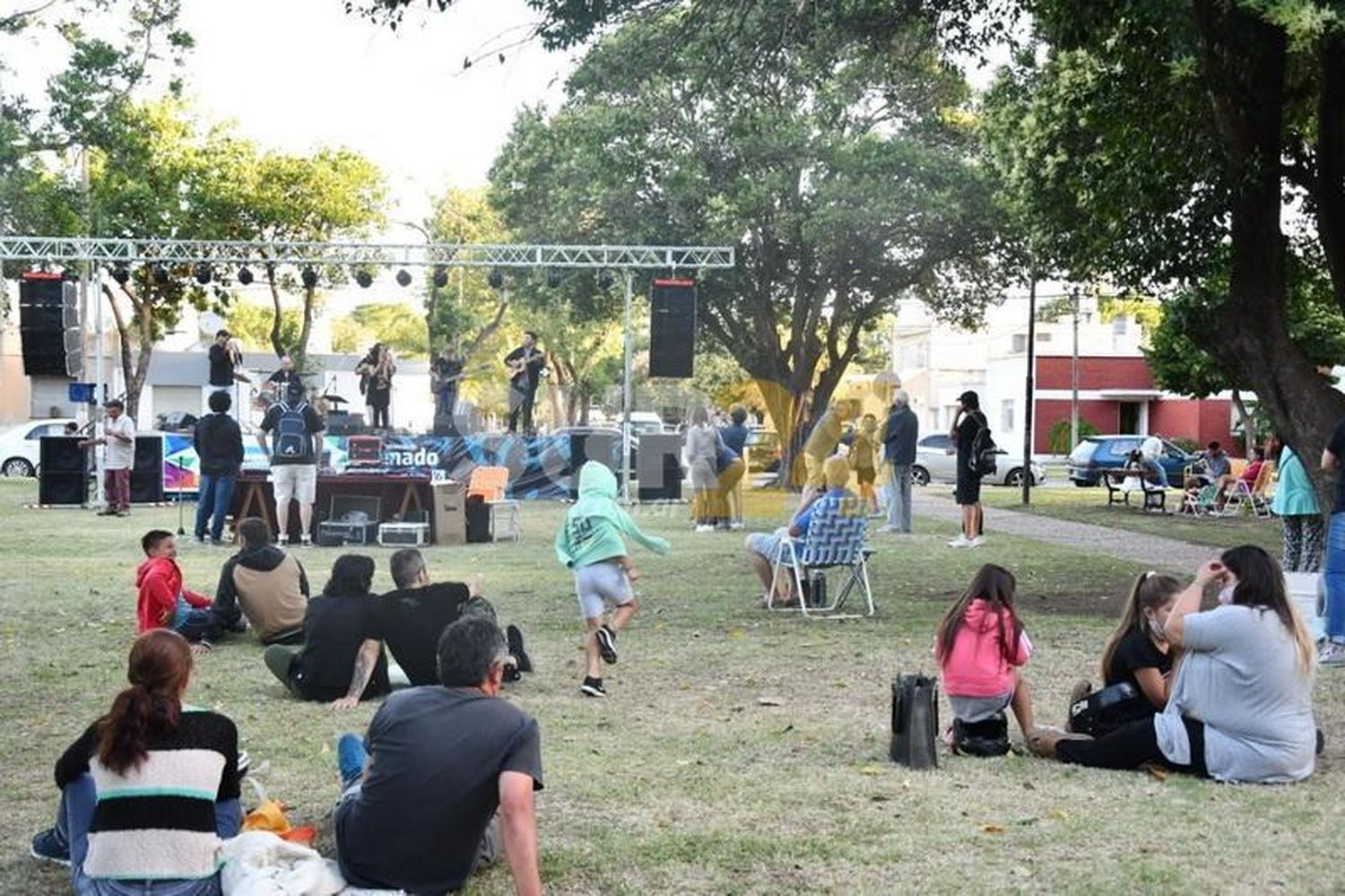 Este fin de semana, Gran Feria de Artesanos “BarriArte” en plaza Italia