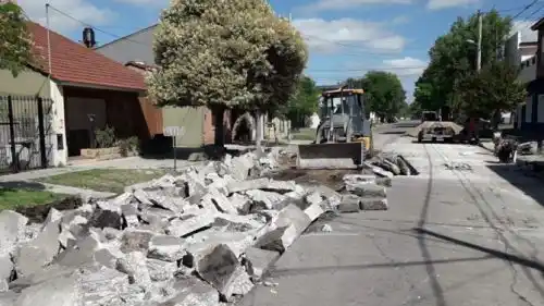 MAR DEL PLATA: Avanzan obras de pavimento y seguridad vial