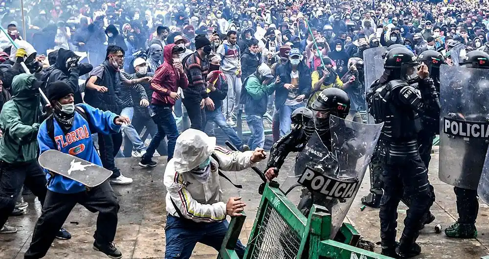 Sorpresivas protestas en Bogotá