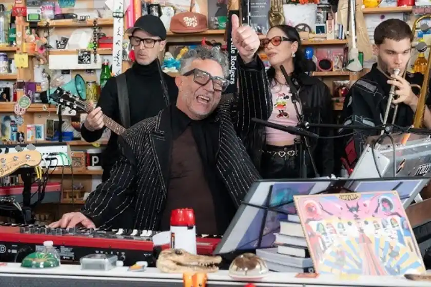 De Rosario para el mundo: Fito Páez deslumbró con su participación en Tiny Desk