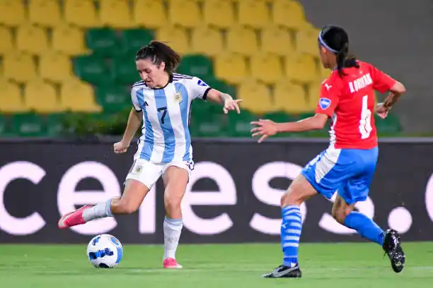 Argentina lo dio vuelta en el final y se clasificó al Mundial